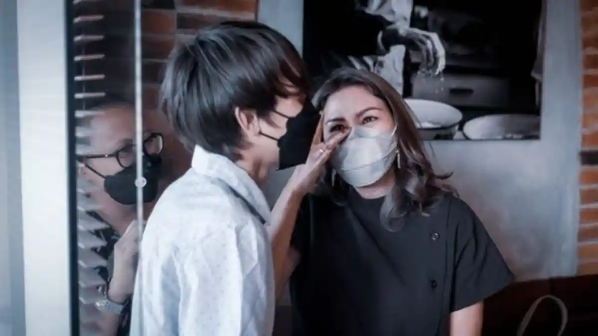Donna Agnesia Menangis, Ditinggal Lionel Nathan Sinathrya, Darius Sinathrya: 'We Love You Lio'