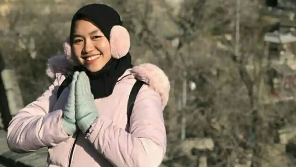 Ortu Mahasiswi Unesa Ingin Anaknya Studi di Wuhan Segera Kembali ke Lamongan, Siang Malam Terus Doa