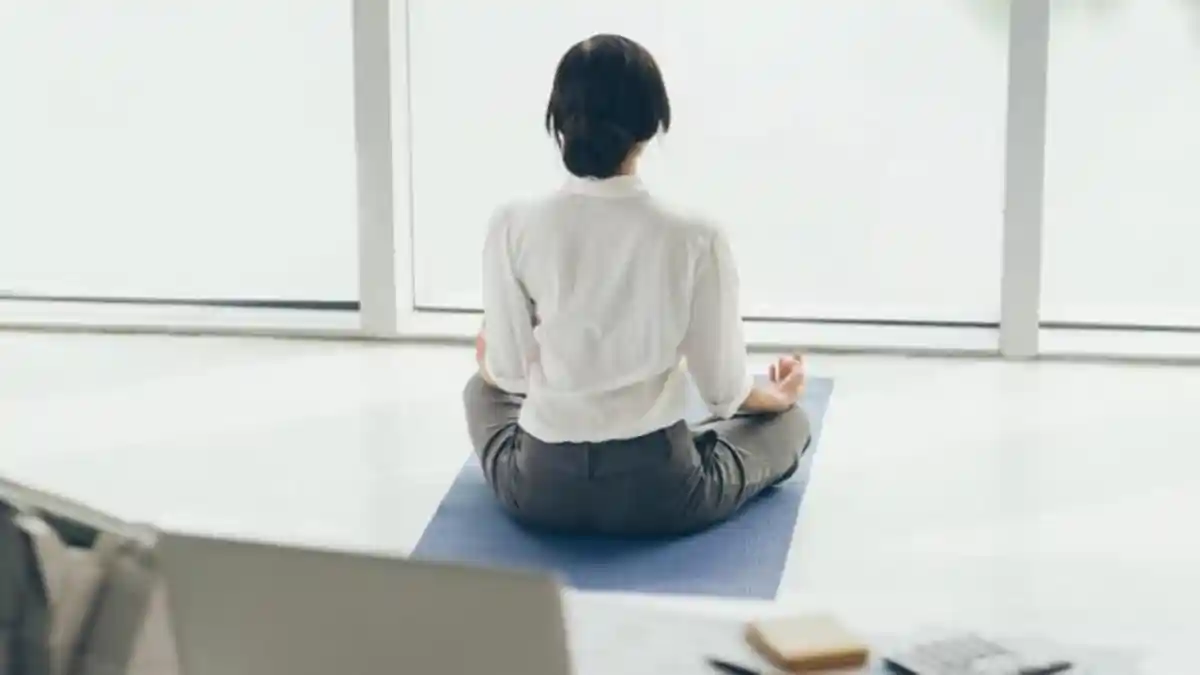 Ini Alasan Mengapa Setiap Orang Membutuhkan Waktu untuk Sendiri dan Menyepi