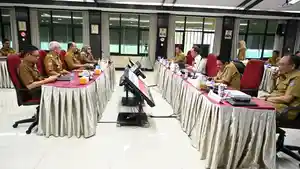 Kemendagri-bersama-Pj-Gubernur-Gorontalo.jpg
