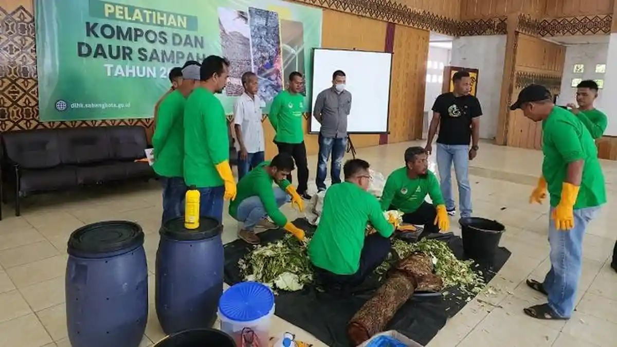DLHK Sabang Gelar Pelatihan Kompos dan Daur Ulang Sampah Skala Rumah Tangga