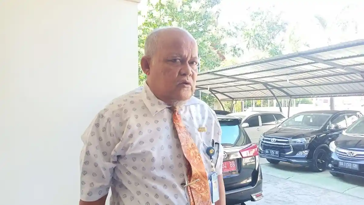 Datangi Bawaslu Sumbar, Kuasa Hukum Genius Umar Bahas soal Pelanggaran yang Dilakukan KPU