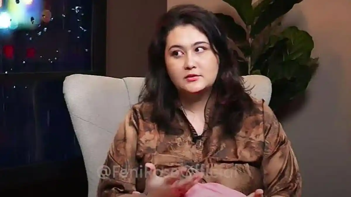 Perubahan Hidup Talitha Curtis: Dari Ratu FTV ke Penjual Risol di Pinggir Jalan