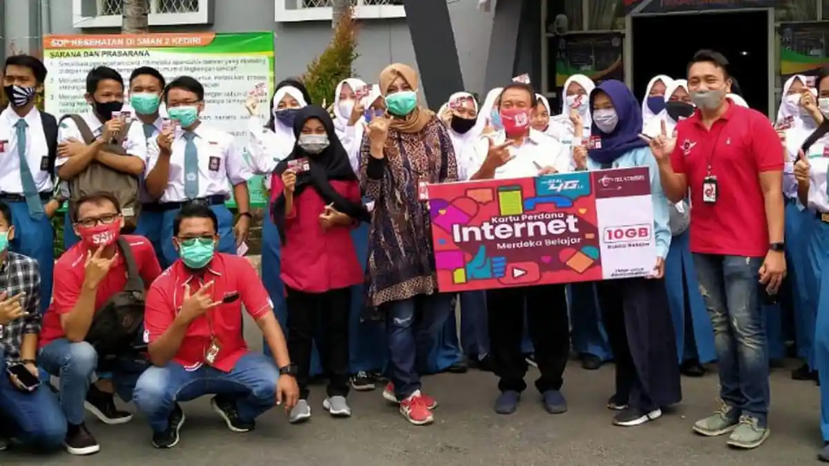 Horeee, Lebih dari 200 Ribu Kartu Gratis Telkomsel Sudah Dibagi di Jawa Timur