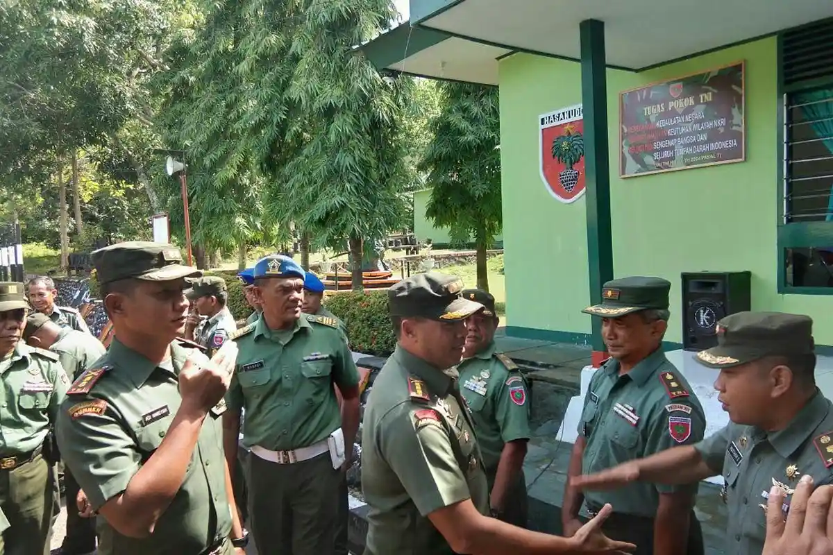 Danrem 142 Tatag Warning Anggota yang Suka Nongkrong di THM