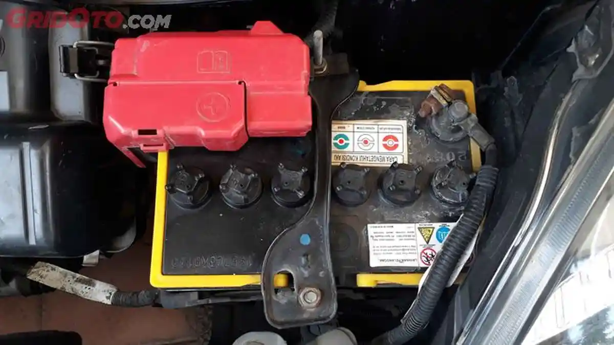 Dicabut Atau Tidak, Ini Efek pada Aki Mobil Jika Tak Memanaskan Mesin Secara Rutin