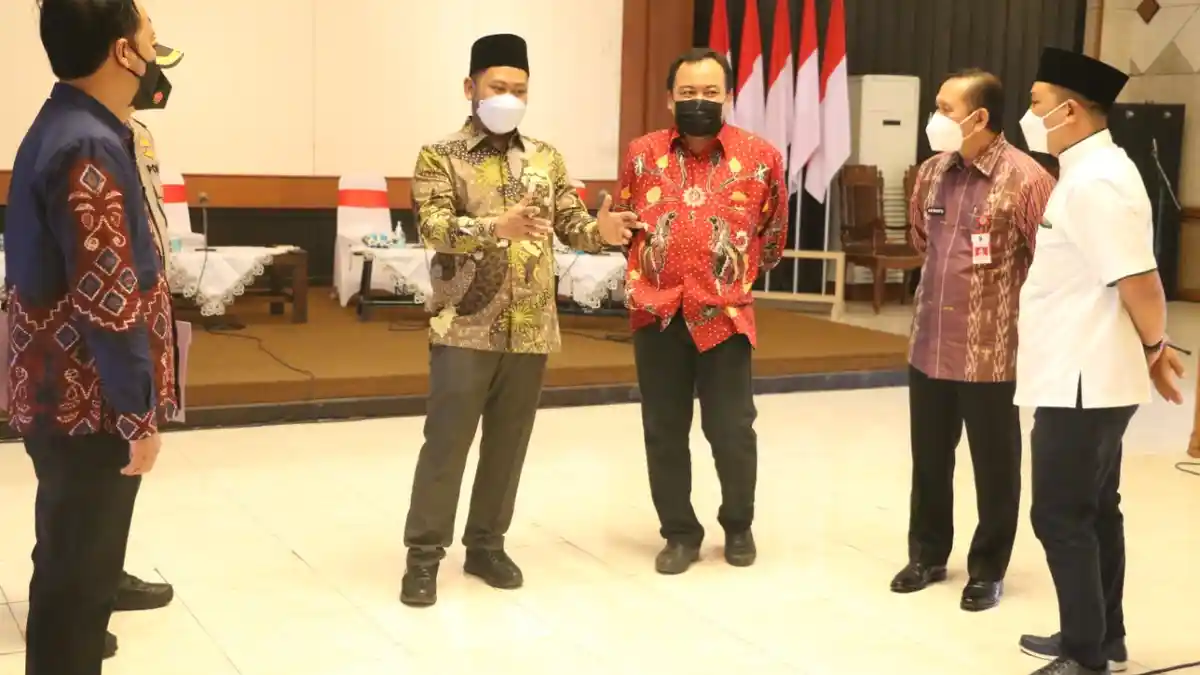 Senin Besok, Pelajar Tingkat SD dan SMP di Gresik Masuk Sekolah