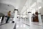 Melihat Masjid Jami Al Riyadh Kwitang