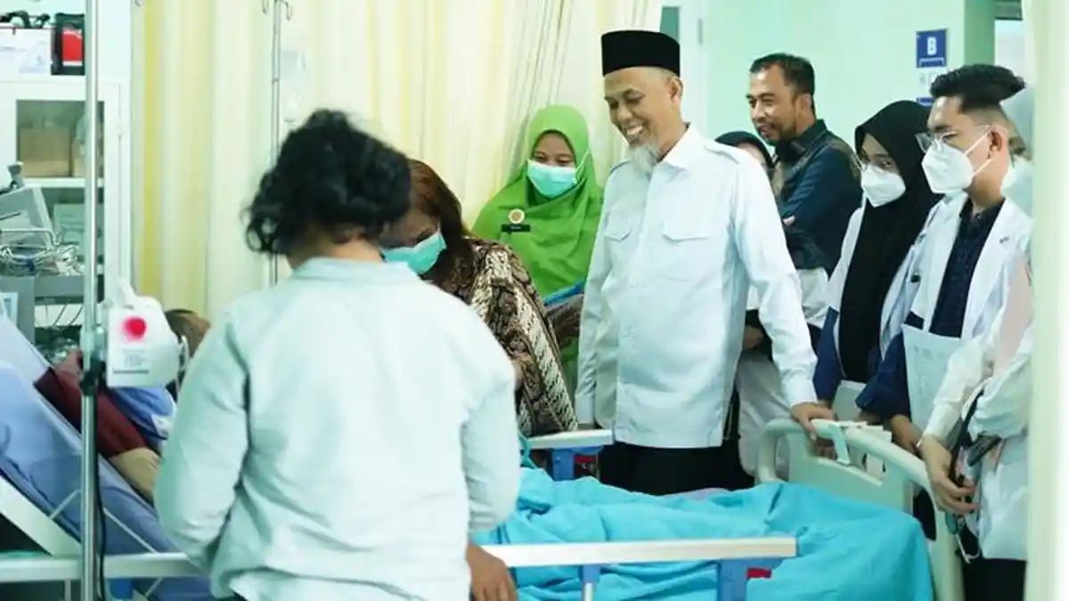 Walikota Dumai Tekankan Pelayanan Cepat di RSUD, Pegang Teguh Nilai-nilai Dasar ASN BerAKHLAK - Tribunpekanbaru.com