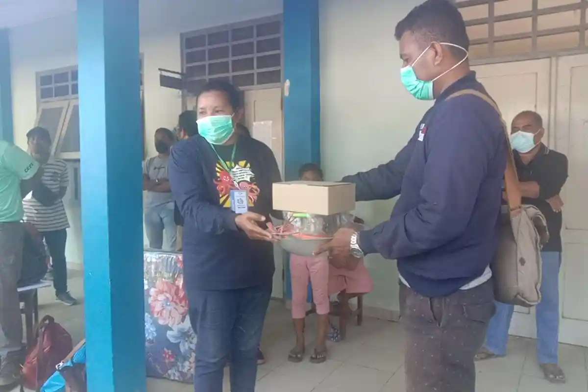 Ini Rasa Haru Pengungsi Desa Waimatan Terima Bantuan Petani di Ende Melalui Yayasan Tananua, Info