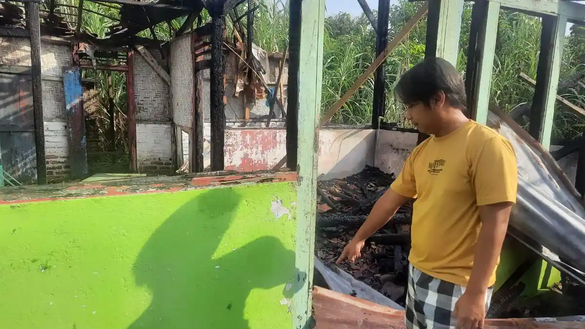 Meski Ludes Terbakar, Korban Akan Kembali Bangun Usaha Jangkrik