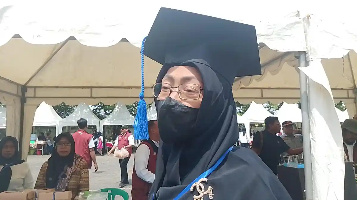 Kisah Badrianti, Penerima Manfaat PKH di Brebes Lulus dari Data Kemiskinan dan Buka Toko Kelontong