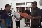 Bupati-Karangasem-I-Gusti-Putu-Parwata-menyoroti-disiplin-pegawai.jpg