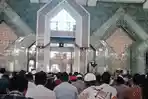 Ketua-Gelora-Anis-Matta-saat-menjadi-Khatib-salat-Jumat-di-Masjid-Al-Markaz.jpg