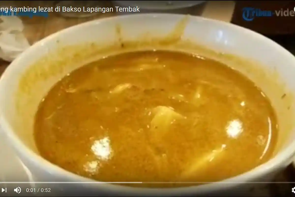 Kuliner Lampung - Lezatnya Bakso Lapangan Tembak Senayan