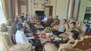 Rapat-koordinasi-yang-dipimpin-langsung-oleh-Wali-Kota-Sungai-Penuh.jpg