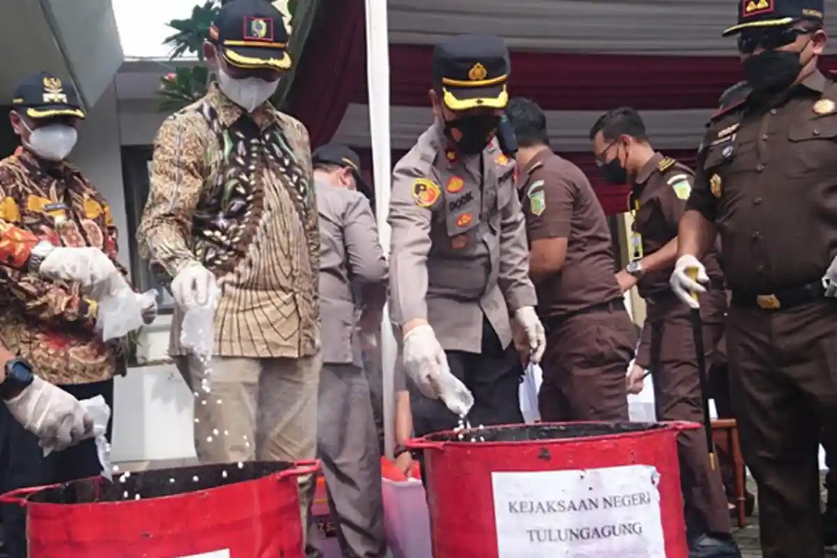 Kejari Tulungagung Blender Sabu-sabu 283 Gram Lalu Membuangnya ke Toilet
