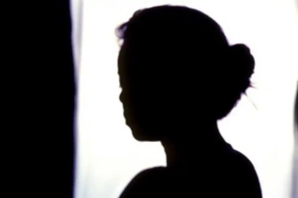 Ibu Ini Tega Bunuh Anaknya Sendiri dengan Cara Mendudukinya Sampai Meninggal