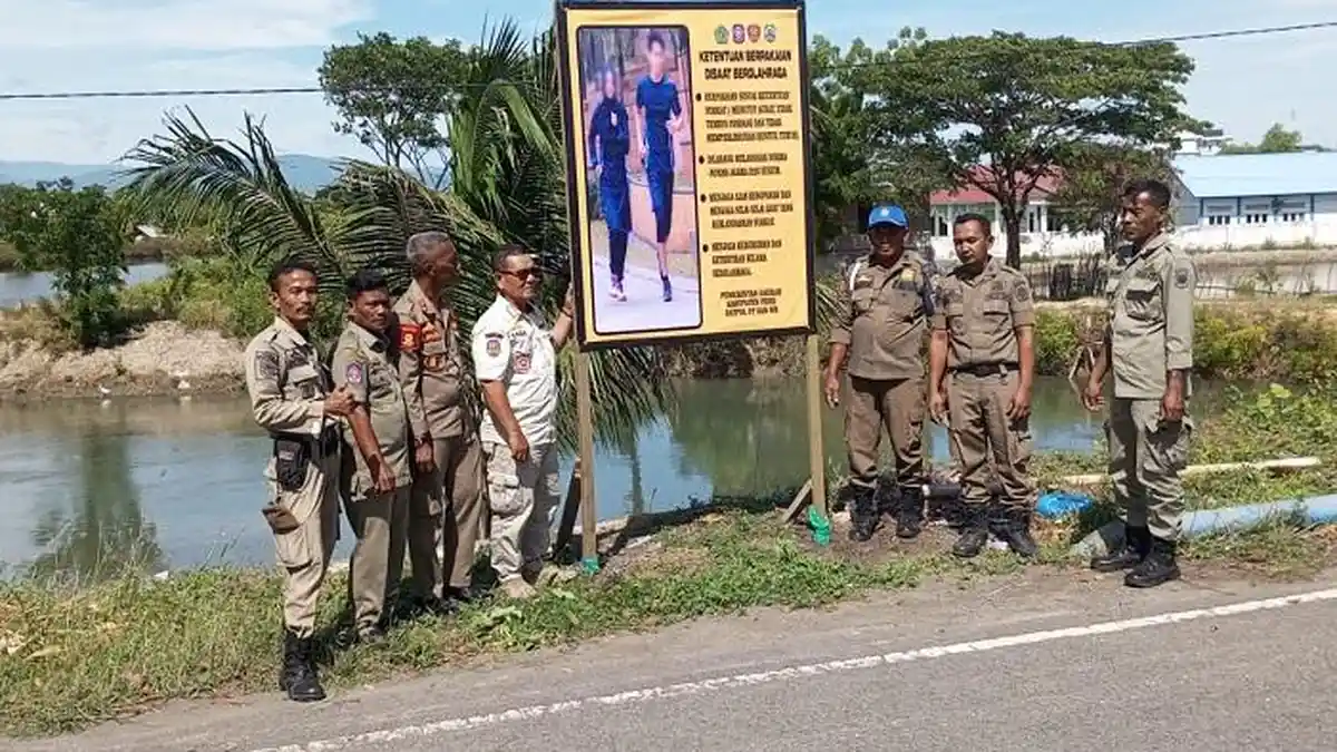 Warga Sering Pakai Celana Pendek & Ketat Saat Olahraga, Satpol PP Pidie Pasang 8 Pamflet Larangan