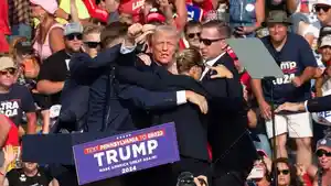 donald-trump-ditembak-3.jpg