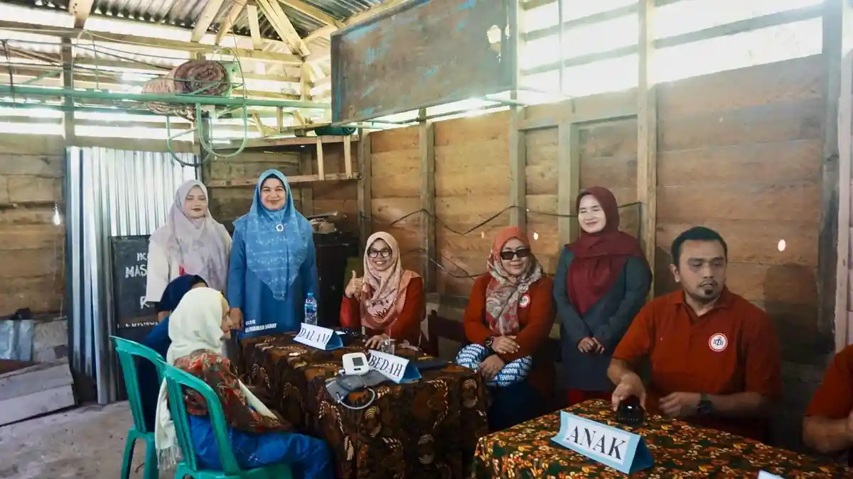 Ketua TP PKK Pasaman Barat Dorong IDI Teruskan Pengobatan Gratis di Daerah Pinggiran