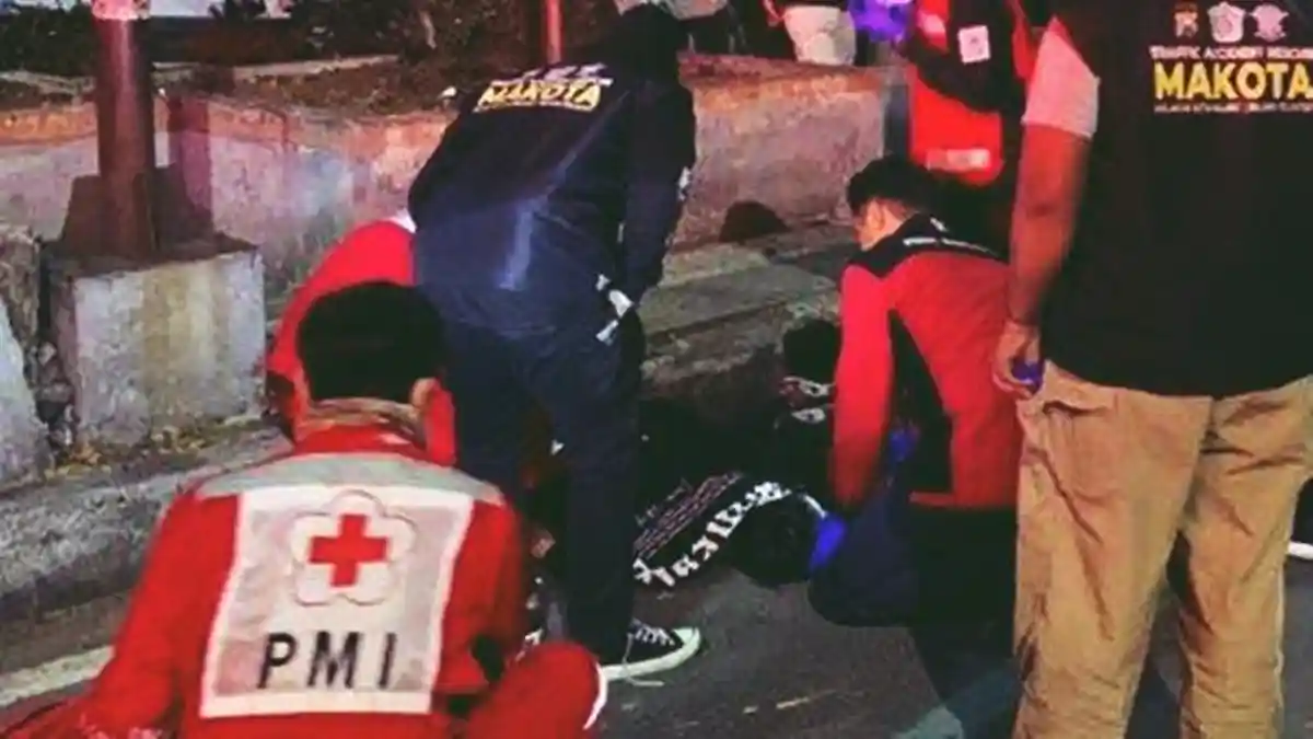 Kecelakaan Maut Hari Ini, Seorang Pemotor Tewas Seketika, Hilang Kendali Lalu Tabrak Trotoar