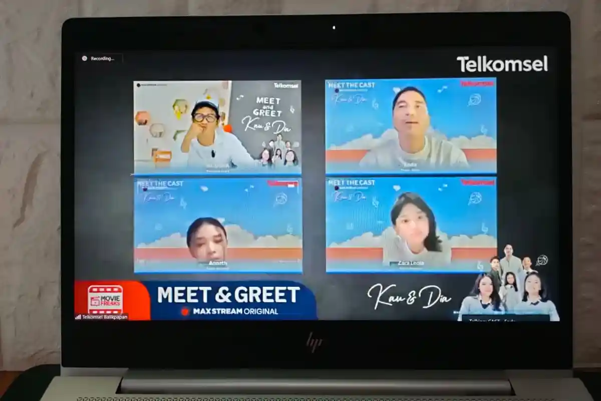 Telkomsel Ajak Masyarakat Nonton Drama Kau dan Dia Movie di MAXstream