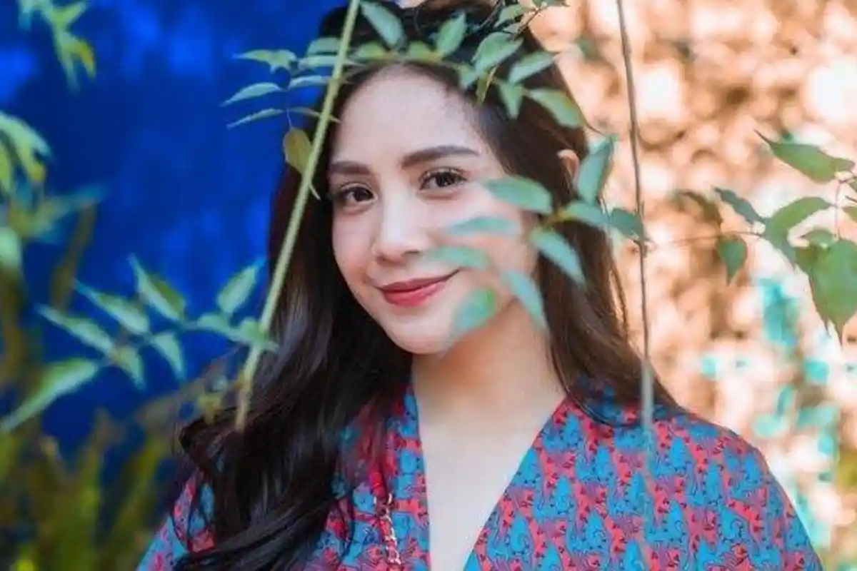 Nagita Slavina jadi Sorotan Usai Dicap Sombong oleh Masyarakat saat Ziarah ke Bandung Lebaran 2025