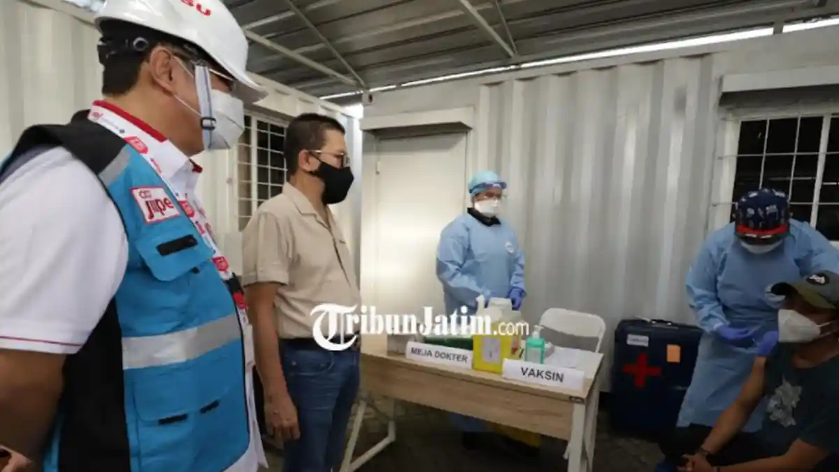 Gelar Vaksinasi Covid-19 di Gresik, PT Freeport Indonesia Mulai Tahap Konstruksi Smelter Manyar