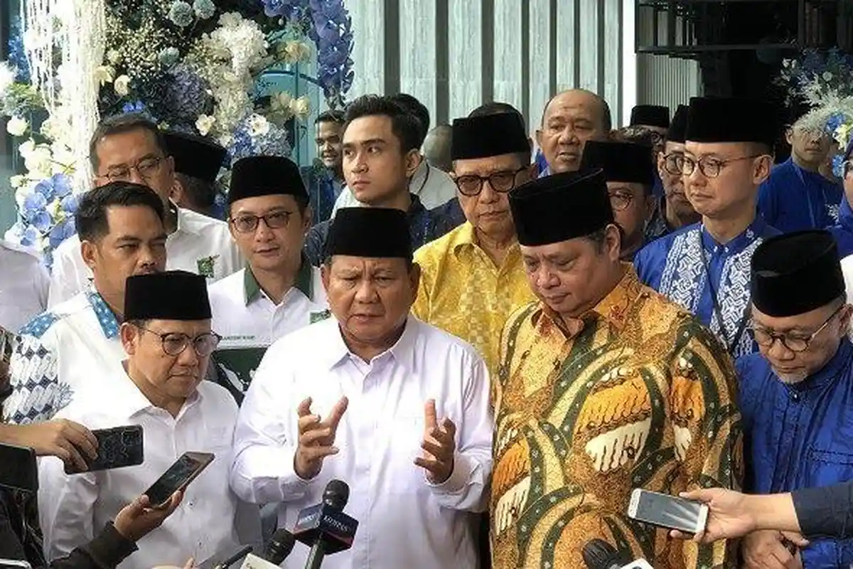 Pengamat: Koalisi Besar Akan Terus Membayangi PDIP yang Belum Menentukan Sikap