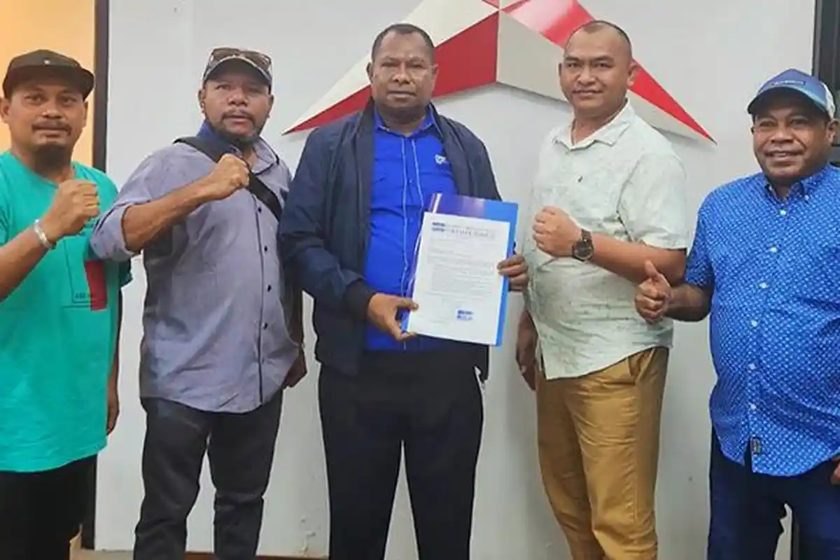 DPP Partai Demokrat Beri Surat Tugas Pilkada Raja Ampat 2024 kepada Orideko Burdam, Memuat 6 Poin