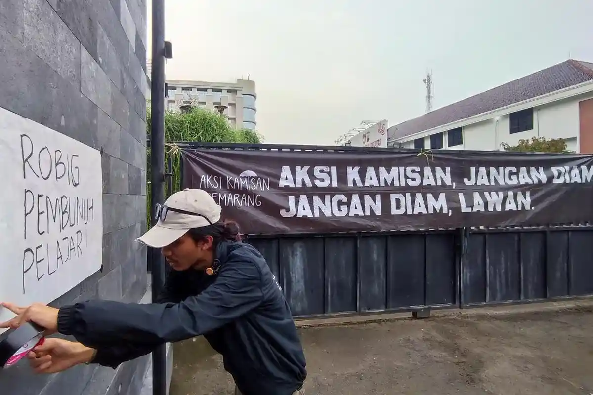 Peringati 100 Hari Kematian Gamma di Semarang: "Kami Tak Lupa Polisi adalah Pembunuh Pelajar!"