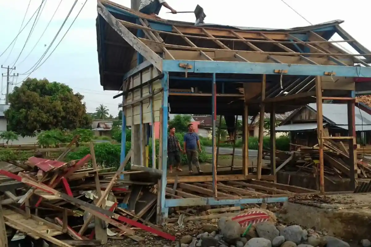 Polisi Apresiasi Langkah Masyarakat Bongkar Pos Pungli di Sanggi, Tanggamus