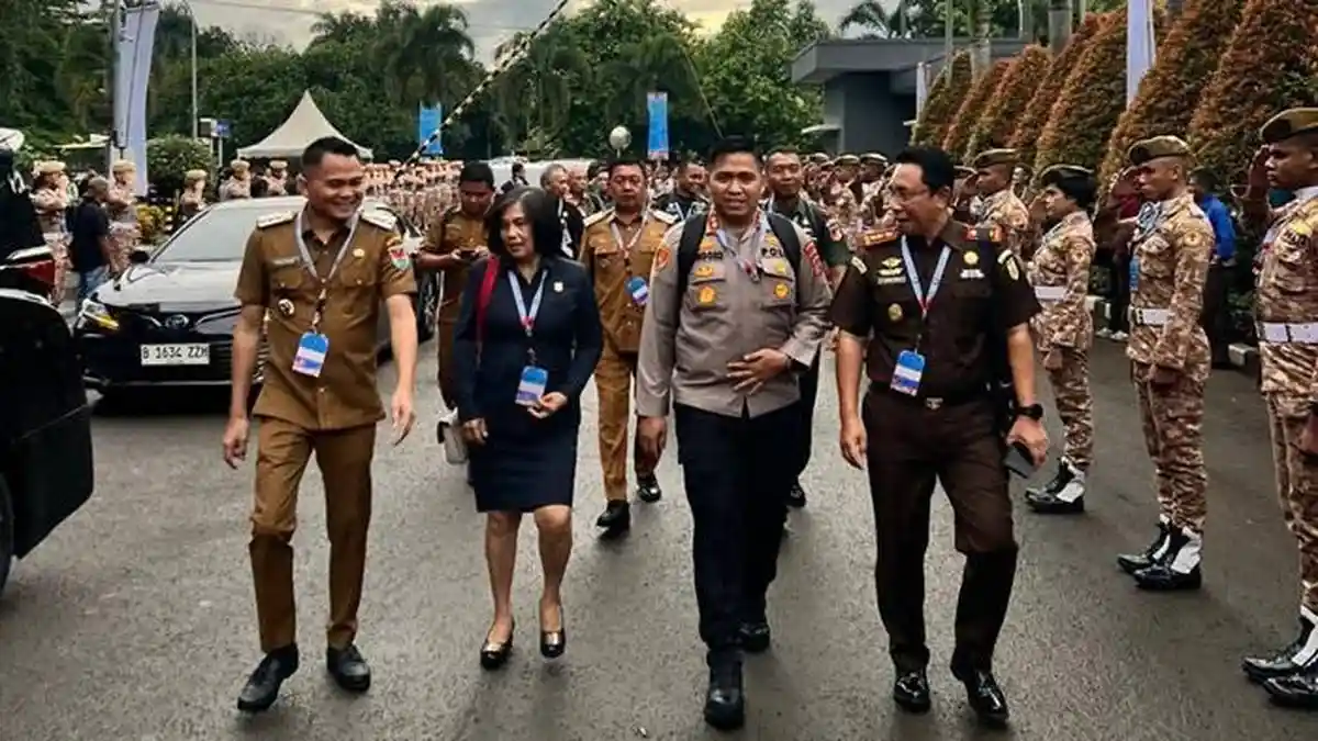 Hadiri Rakornas Bareng Presiden Prabowo, Bupati Minahasa Tenggara Ronald Kandoli Boyong Forkopimda