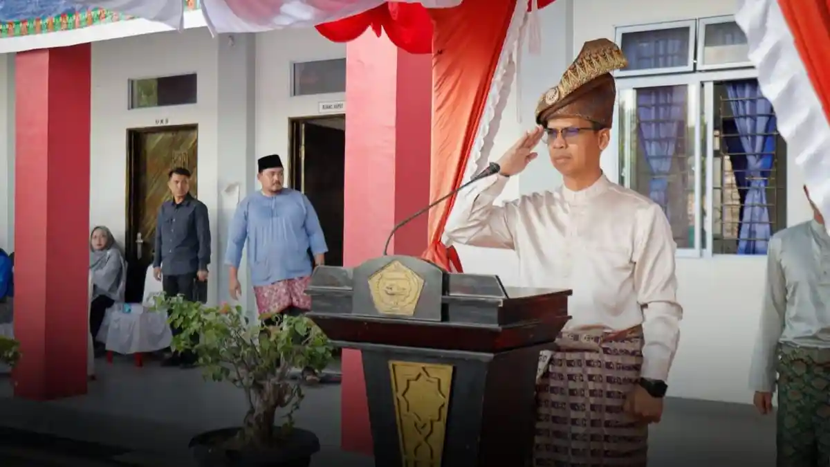 Hardiknas 2026, Bupati Iskandarsyah Komitmen Tingkatkan Kualitas SDM di Karimun