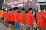Tersangka-kasus-kriminal-di-Kabupaten-Sampang-Madura-pada-tahun-2024.jpg
