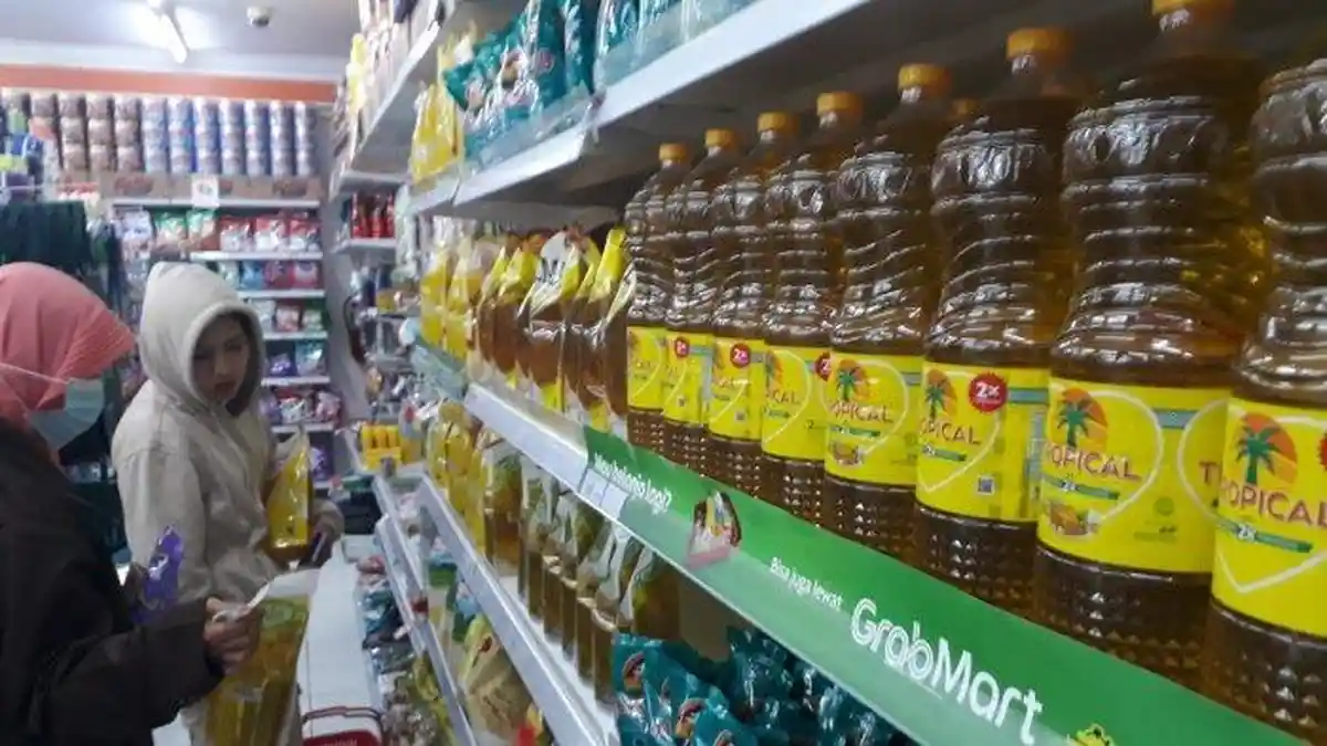 Harga Minyak Goreng di Indomaret dan Alfamart Hari Ini Sabtu 3 Desember 2022: Tropical 2L Rp 38.900