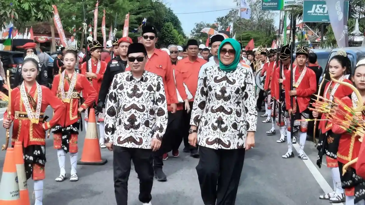 Bersama Bregodo, NKH-Rini Jadi Paslon Kedua yang Daftar Pilkada 2024 ke KPU Kulon Progo