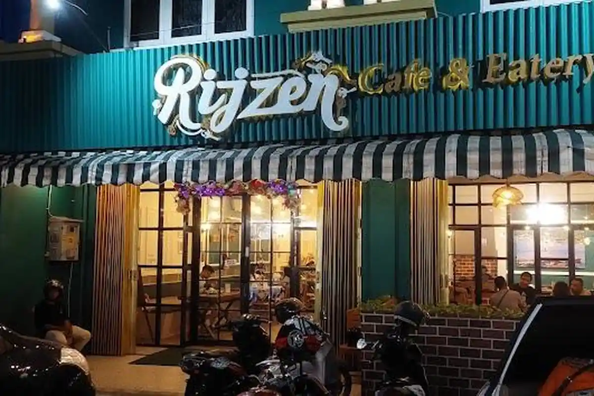 Mau Makan Siang di Mana? Yuk Cicipi Menu Lezat di Rijzen Cafe & Eatery, Porsinya Banyak loh!