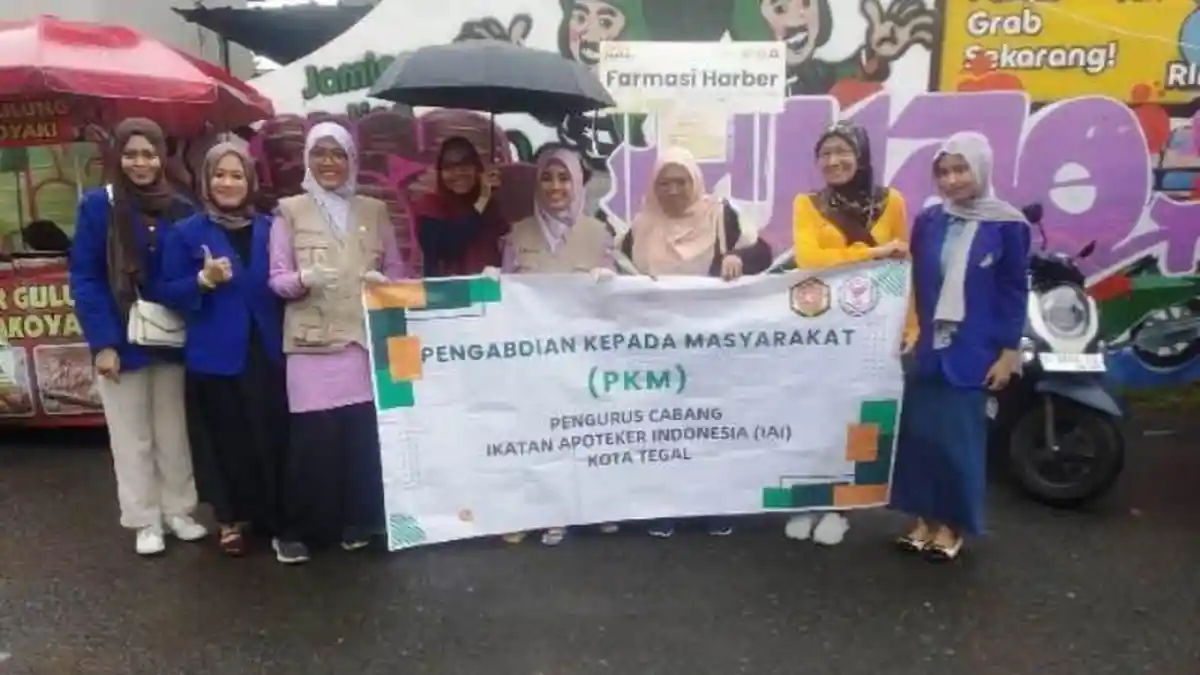 Poltek Harber dan IAI Tegal Gelar Edukasi Obat dan Pemeriksaan Kesehatan Gratis untuk Masyarakat