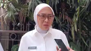 Putri-Karlina-mendatangi-rumah-duka-anak-SMA-korban-bullying.jpg
