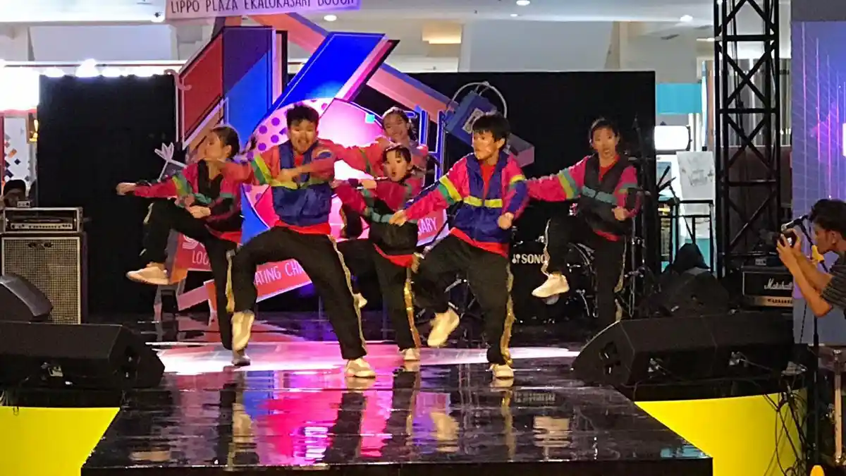 Mall Ini Usung Konsep Tahun 90-an Saat Rayakan Ulangtahun ke-16