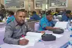BLT Intan Jaya Belum Merata, Simson Weya Soroti Masyarakat Kampung yang Terabaikan
