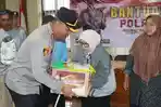 Peduli Sesama, Polres Ciamis Bantu Warga yang Rumahnya Rusak akibat Pergeseran Tanah