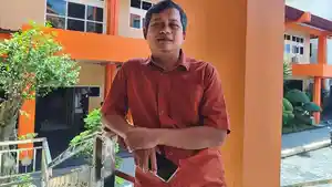 Akademisi-Unila-Dedy-Hermawan-soal-pengempisan-ban-mobil.jpg