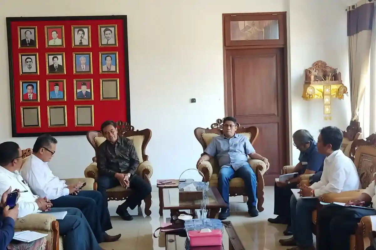Dewan Terima Audensi Forkom BPD Buleleng