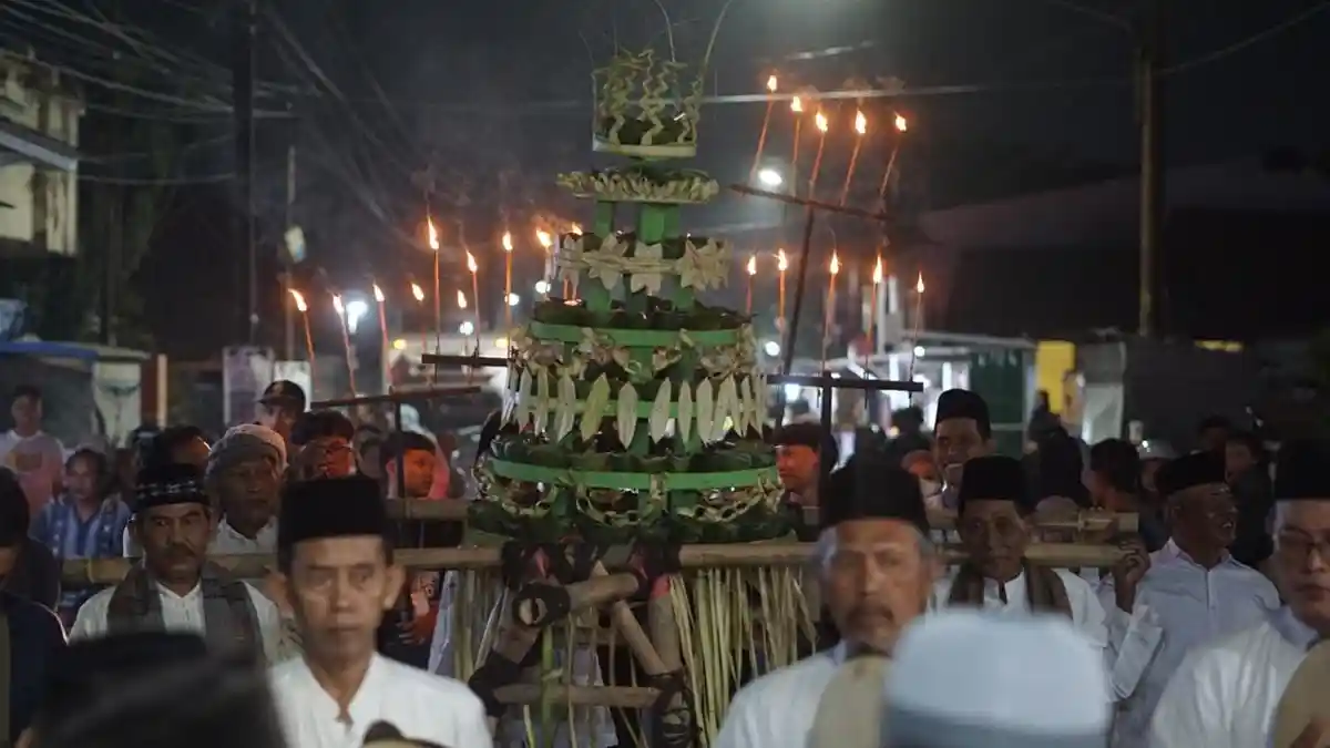 Bubur Suro Bukan Sekadar Tradisi, Kini Jadi Motor Ekonomi Syariah di Kota Pekalongan - Tribunjateng.com