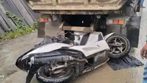 20250810_Sepeda-motor-korban-kecelakaan.jpg