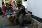 demi-kesehatan-warga-prajurit-yonif-754-datangi-kampung-rimer-s_20200717_115224.jpg