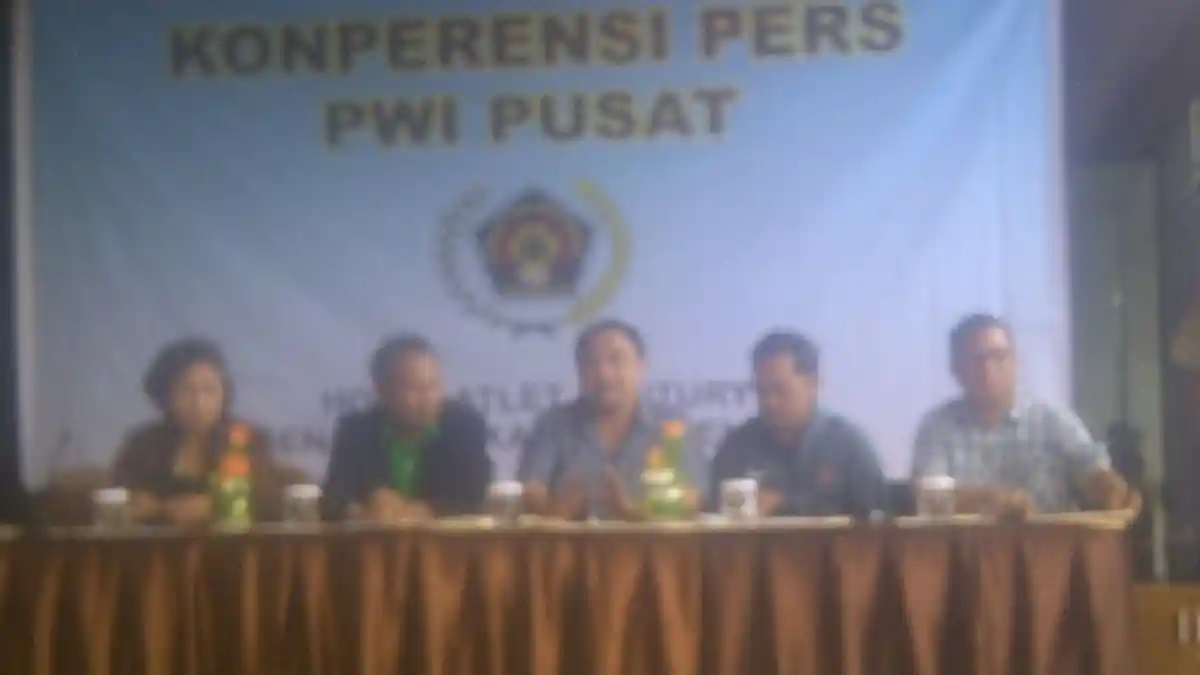 Ketua Persatuan Wartawan Indonesia Minta Imam Nahrawi Cabut Pembekuan PSSI Sekarang Juga